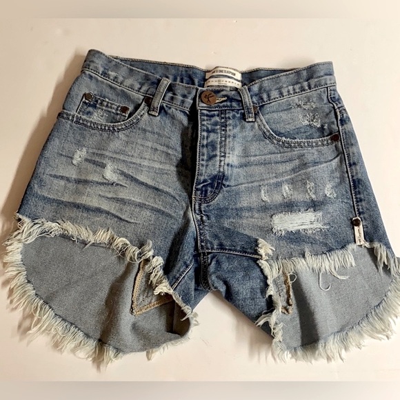 OneTeaspoon Juliettes high waist Coastal Cowgirl curved hem.Size 26 - Picture 4 of 15